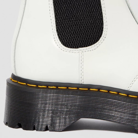 DR. MARTENS Smooth Leather White “Chelsea” Platform Boots - Size 8 - Picture 6 of 9